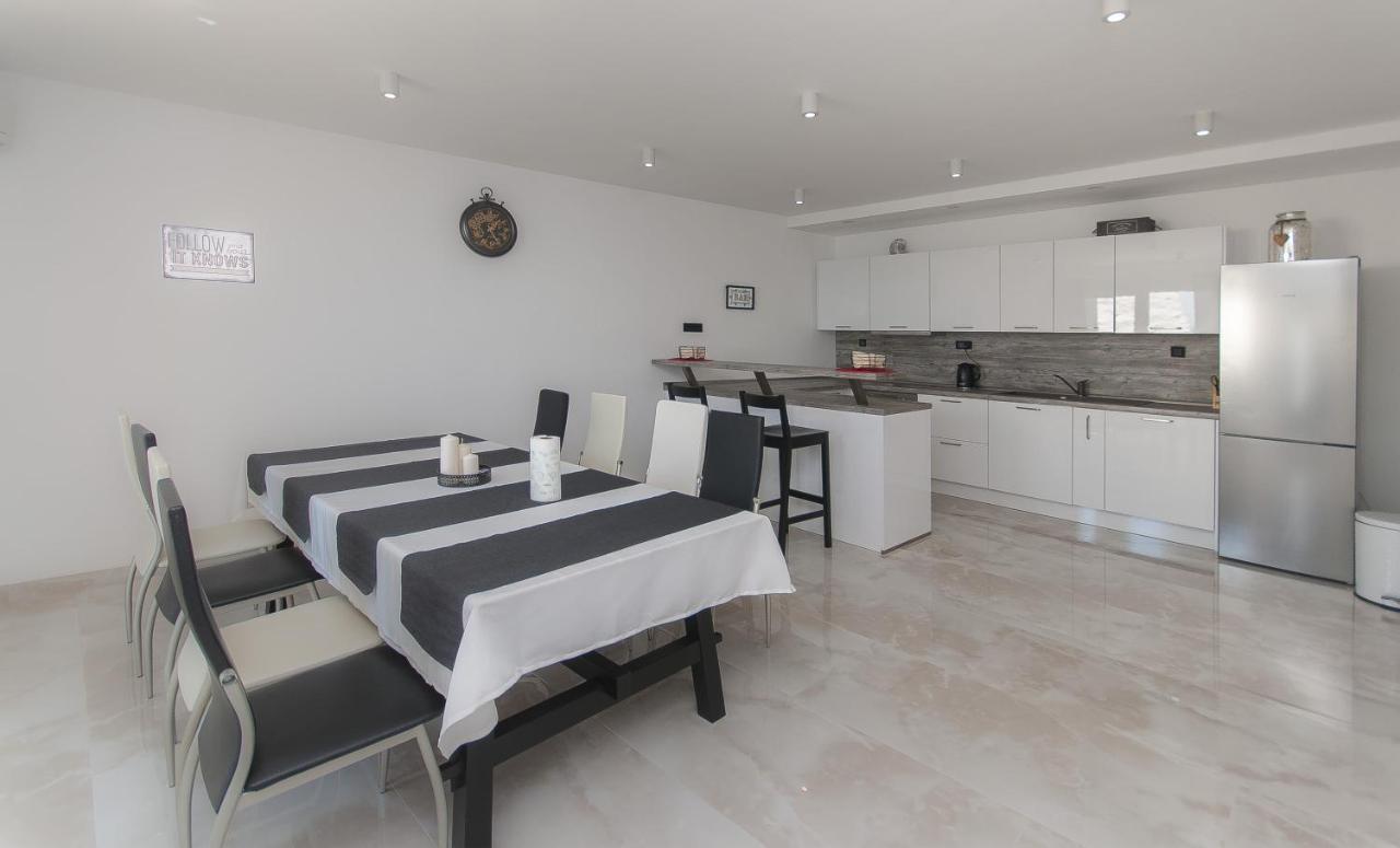 Xxl Villa Vista - Heated Pool Lokva Rogoznica Dış mekan fotoğraf